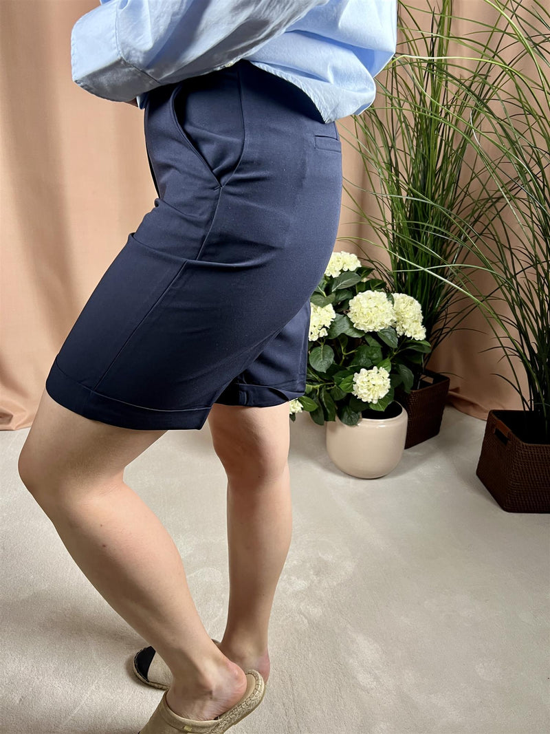 Gant Long Fluid Shorts