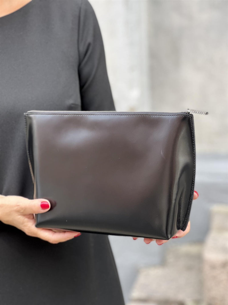 Decadent Trudy Medium Makeup Bag