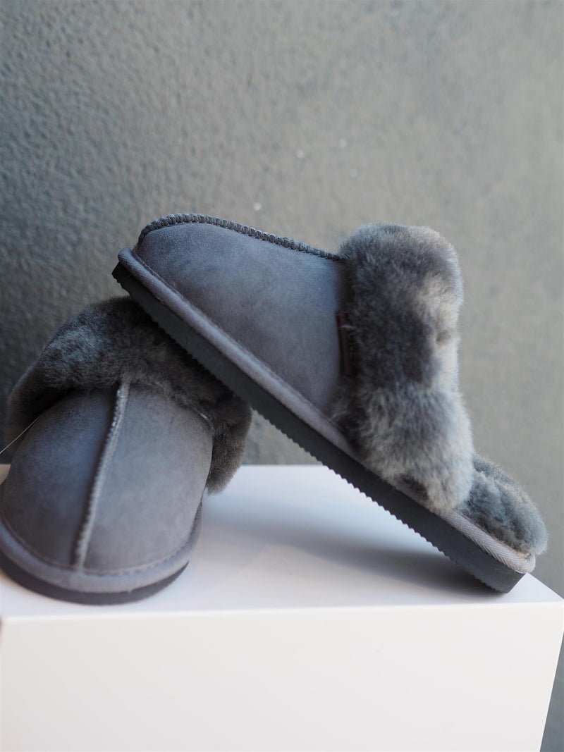 Lune Slippers grey