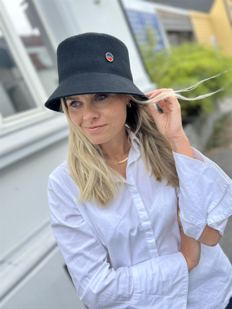 Busnel Tina felt bucket hat
