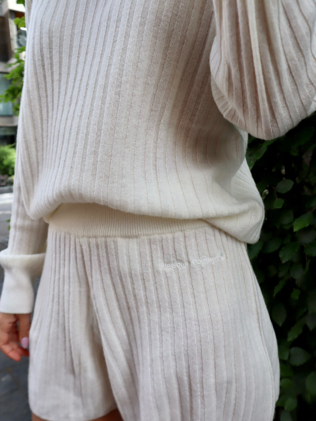 Flesicher Couture Cashmere shorts Off-White