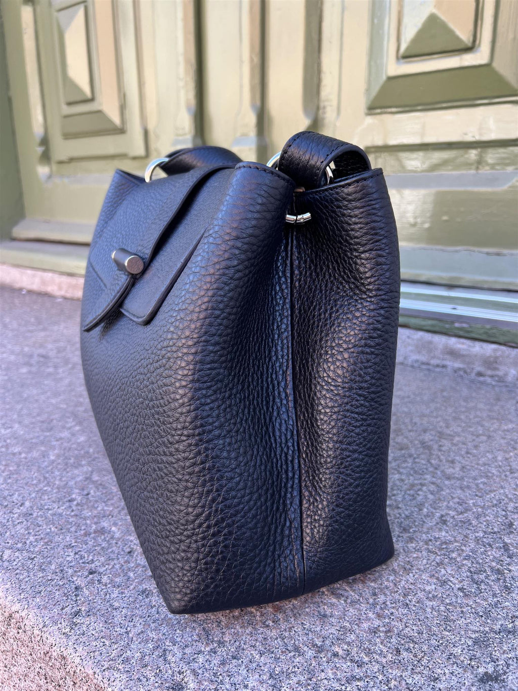 Decadent Cathrine Working Shoulder Bag
