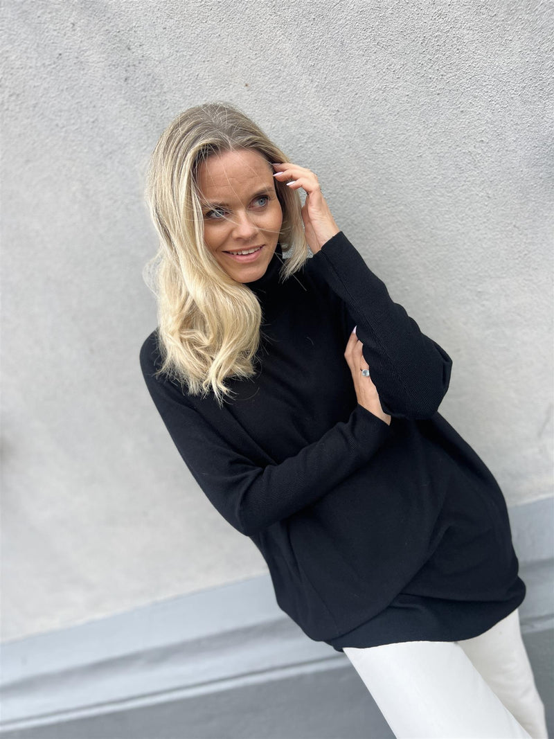 Cathrine Hammel Merino Long Wide Turtleneck