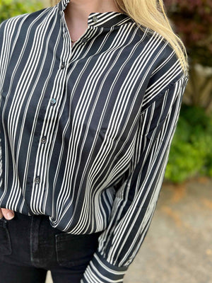 Gant Relaxed Striped Stand Collar Shirt