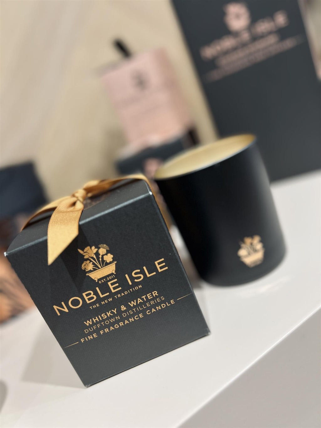 Noble Isle Scented Candle Wisky&Water