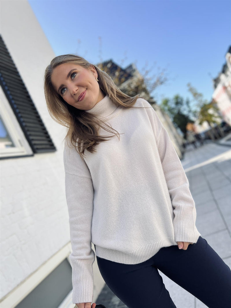 Benedikte Utzon Sonia Cashmere Genser Offwhite