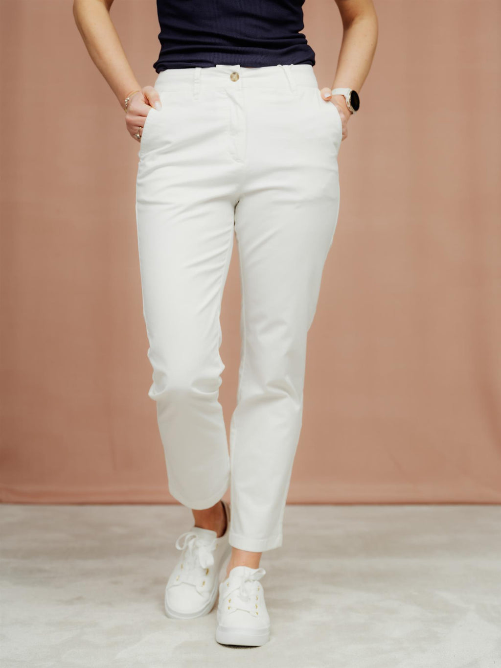 Gant Slim Chinos Eggshell