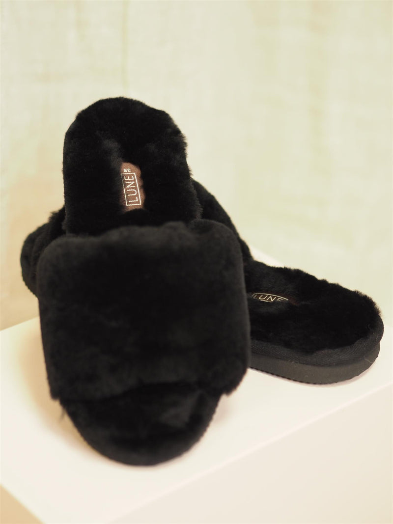 Lune Slippers Sort