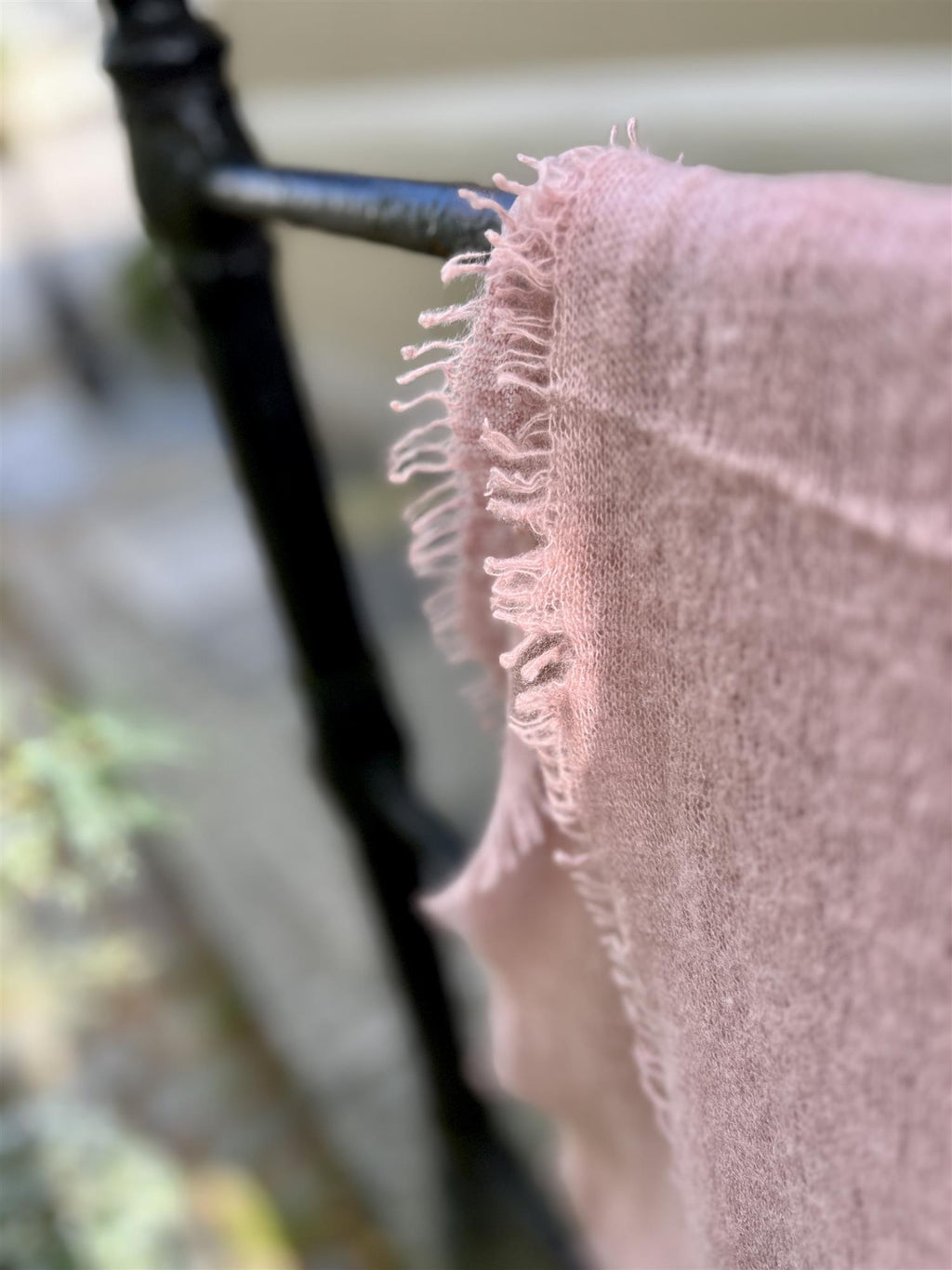 Mala Alisha Salted Rose